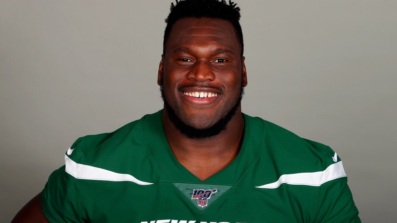AP source: Jets' Osemele cleared to play; he wants surgery